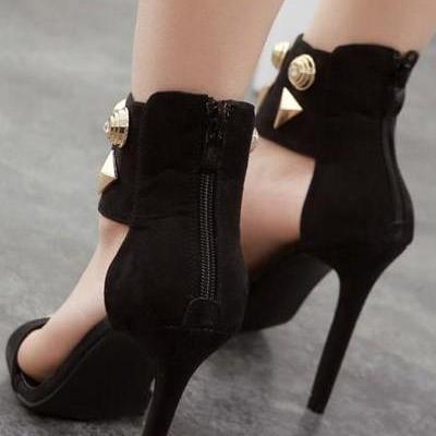 Free Shipping Black Studded Ankle S..